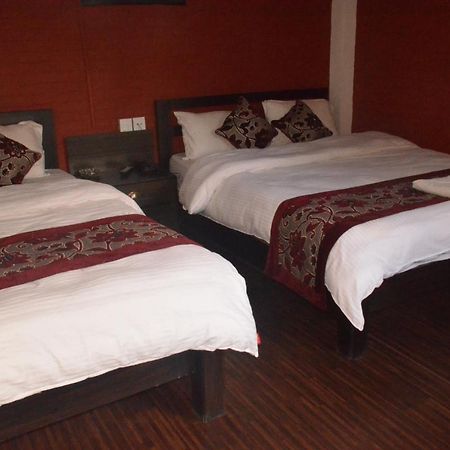 Hotel Holiday Inn Катманду Екстериор снимка
