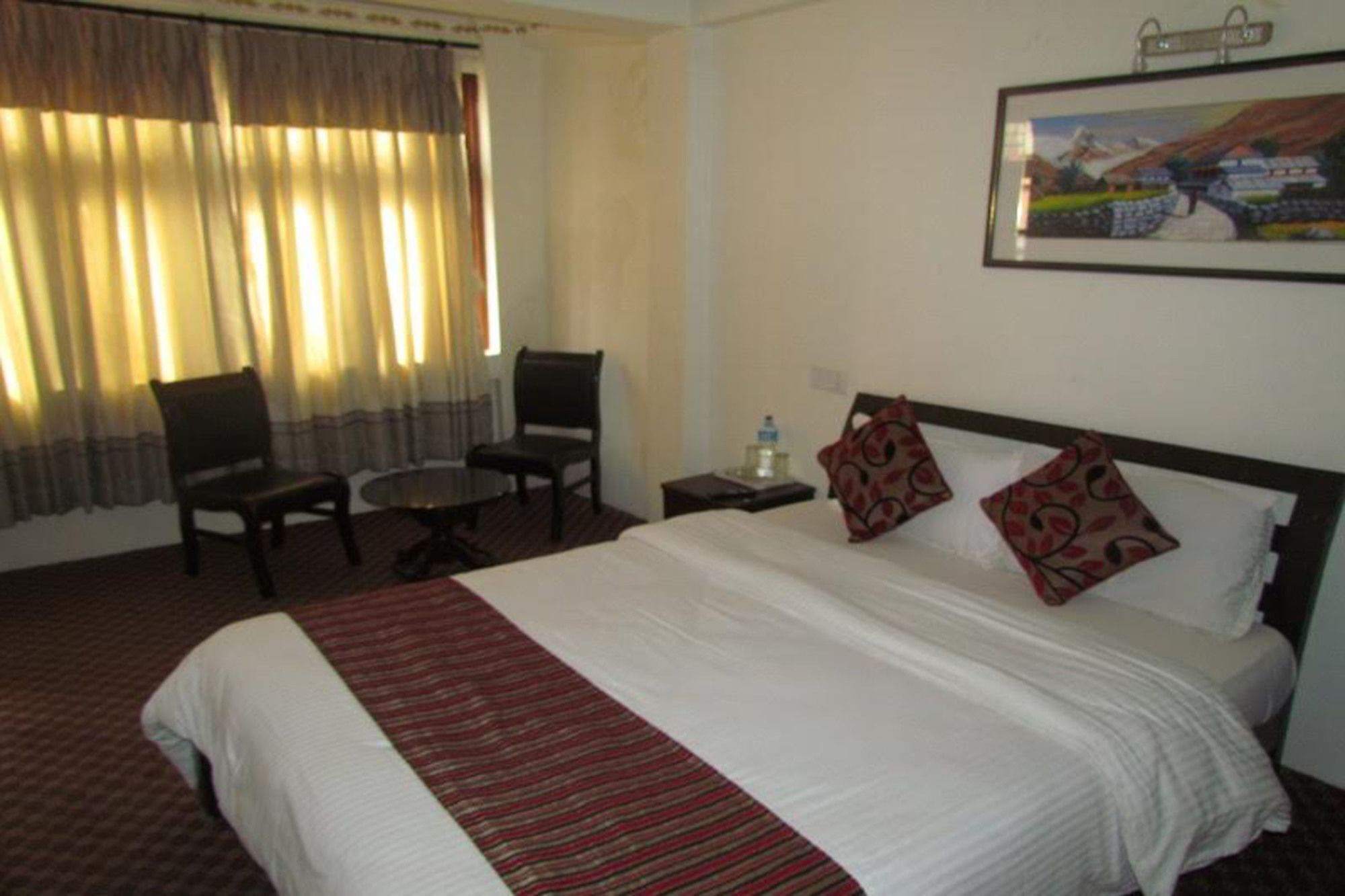 Hotel Holiday Inn Катманду Екстериор снимка